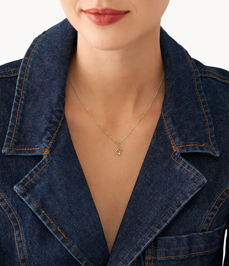 Fossil 6J041286 altın tonu paslanmaz çelik ilk kolye kolye takı kadınlar