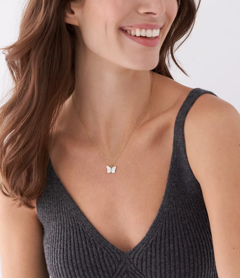 Fossil 6J04897 beyaz sedef parlak kanatlar kelebek zincir kolye takı kadınlar