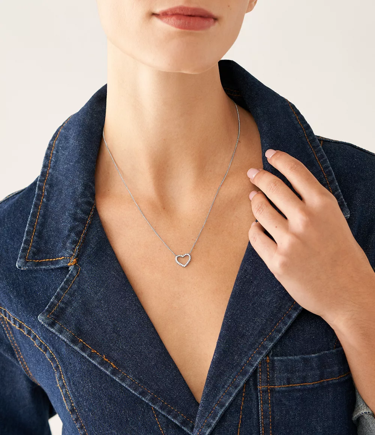 Fossil 6J04950 gümüş ton sadie açık kalpli paslanmaz çelik zincir kolye takı kadınlar